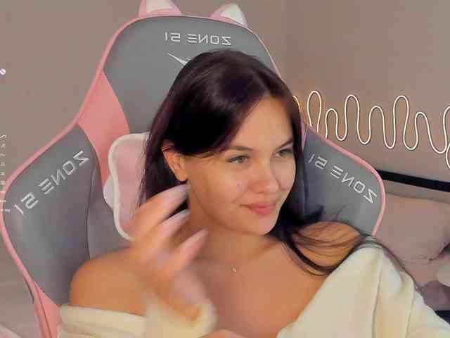 free online chat Mia-mit