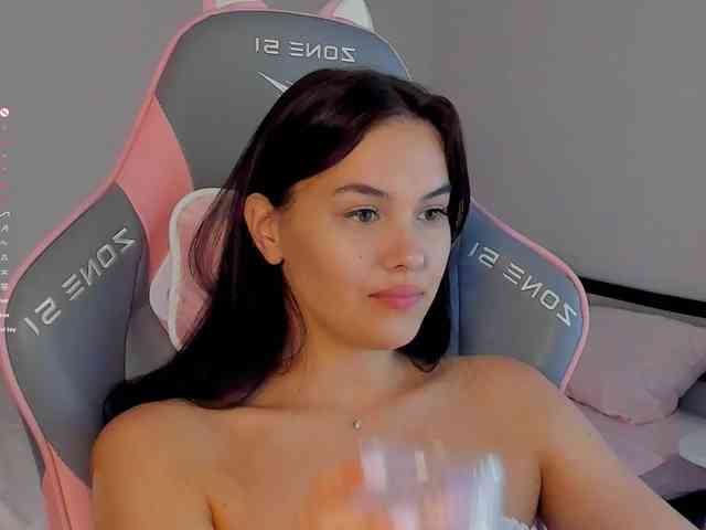 chat room adult Mia-mit