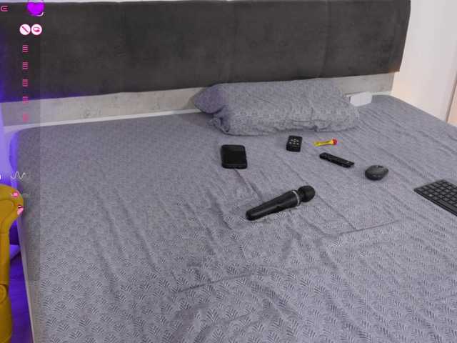 jolly-dolly's BongaCams show and profile