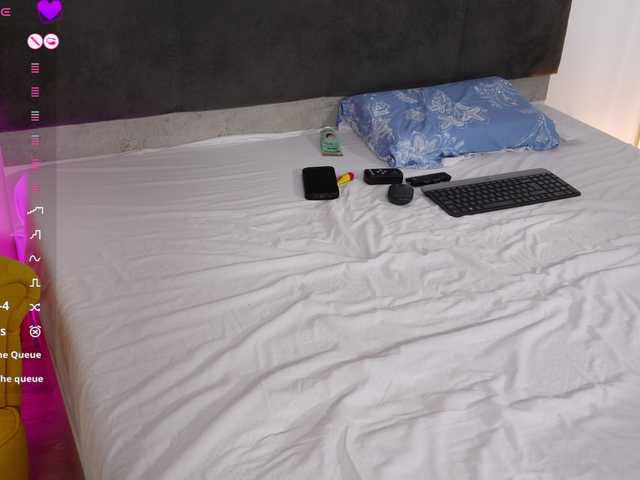 jolly-dolly's BongaCams show and profile