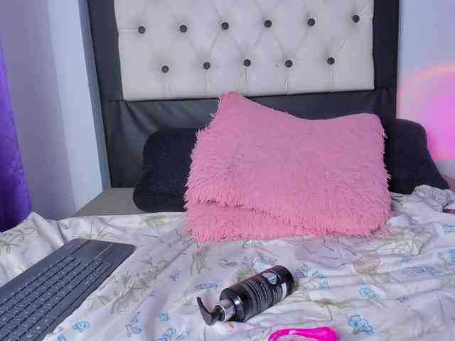 veeronica-smith webcam