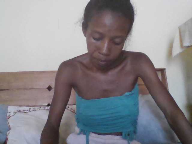 karamel-sexy's BongaCams show and profile