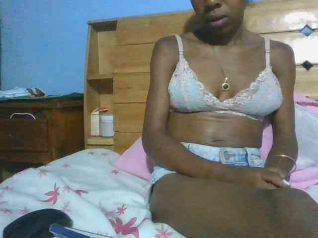 prettykaramel webcam
