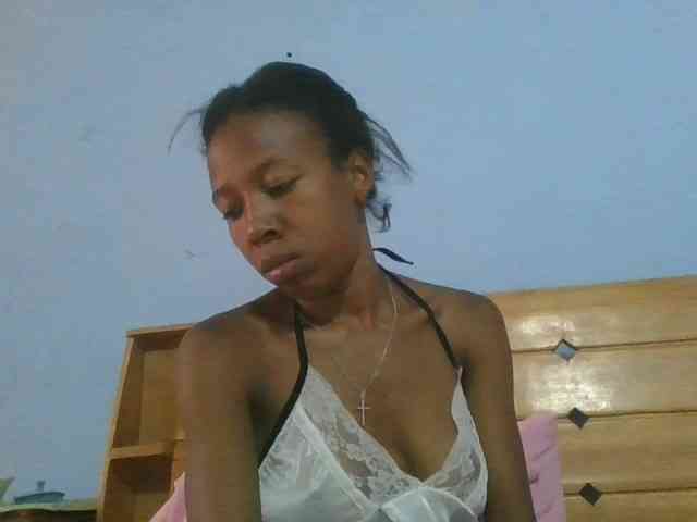 prettykaramel webcam