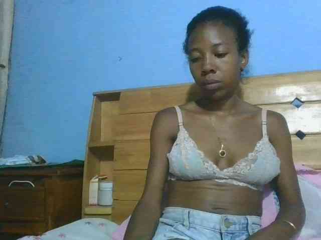 prettykaramel webcam