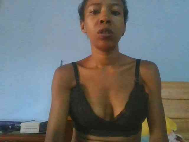 prettykaramel webcam