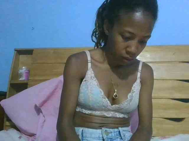 prettykaramel webcam