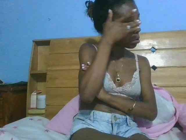 prettykaramel webcam