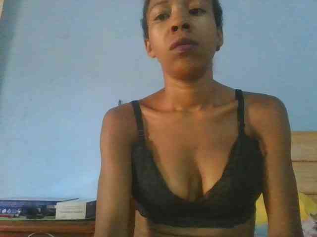 prettykaramel webcam