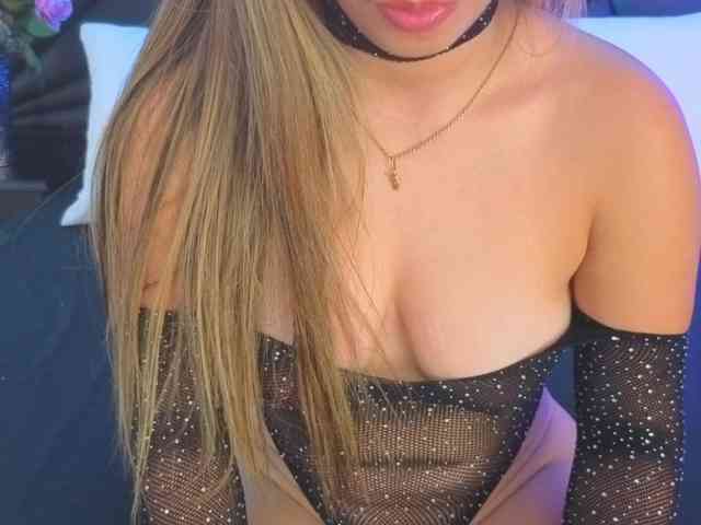 SophieCarther webcam