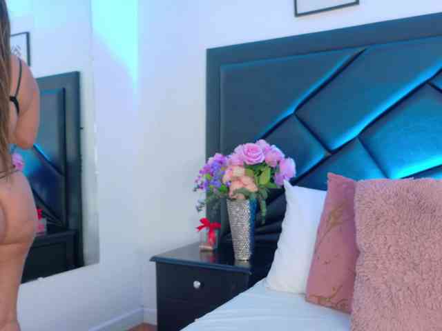 SophieCarther webcam