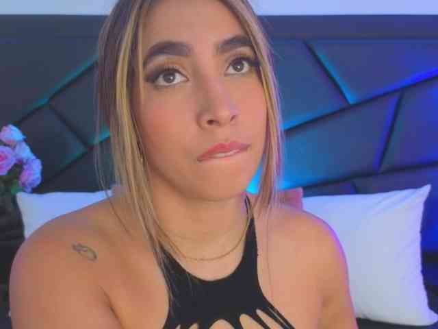 SophieCarther webcam