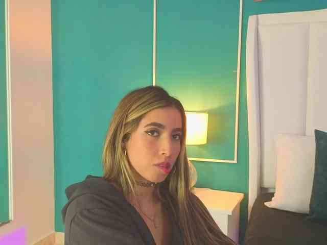 SophieCarther webcam