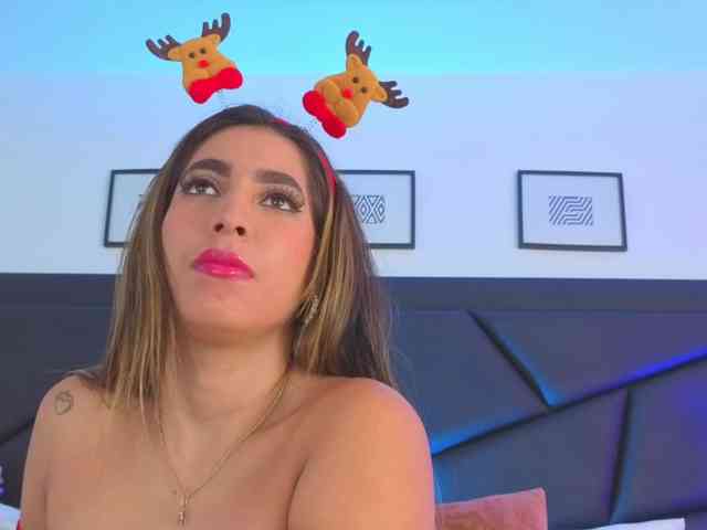 SophieCarther webcam