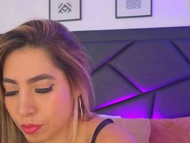 SophieCarther webcam