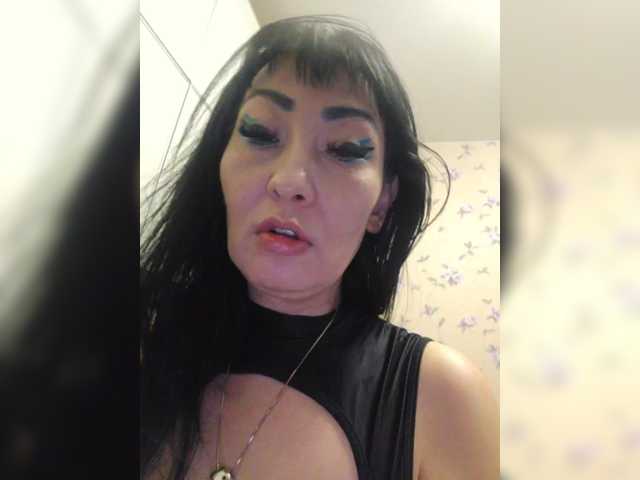 xxxDirtyBitchxxx's BongaCams show and profile