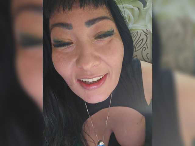 xxxDirtyBitchxxx's BongaCams show and profile