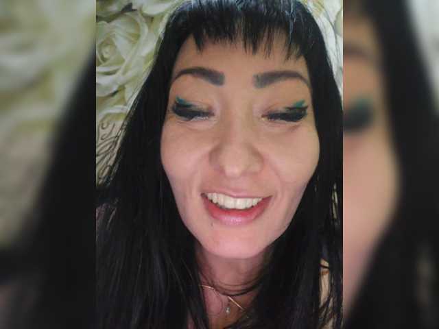 xxxDirtyBitchxxx's BongaCams show and profile