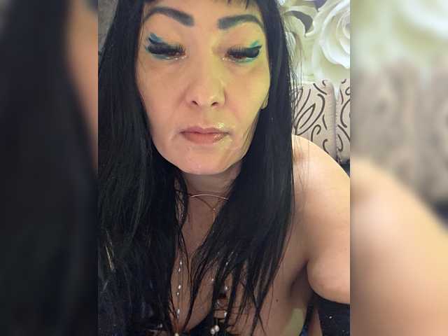 xxxDirtyBitchxxx's BongaCams show and profile