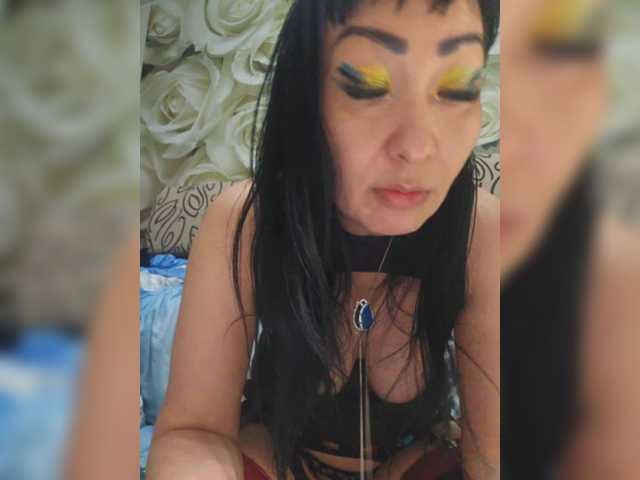  xxxDirtyBitchxxx chat room