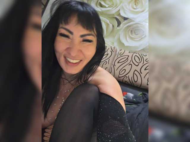 xxxDirtyBitchxxx's BongaCams show and profile