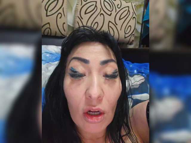 xxxDirtyBitchxxx's BongaCams show and profile