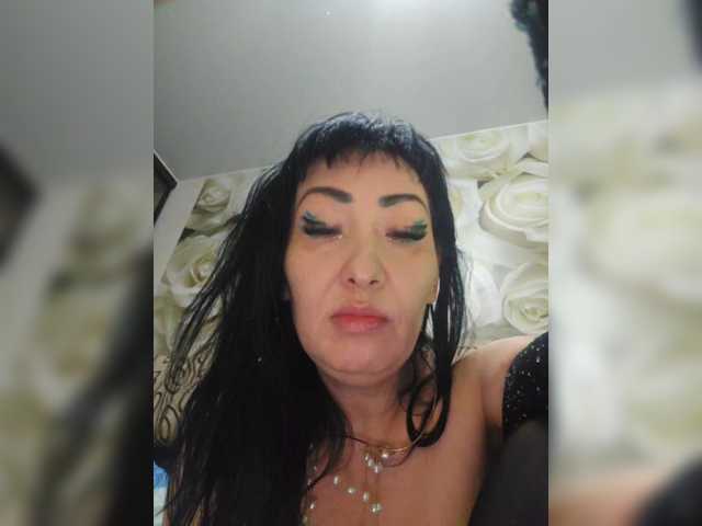 xxxDirtyBitchxxx's BongaCams show and profile