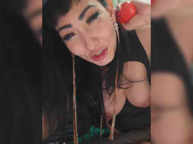 xxxDirtyBitchxxx webcam
