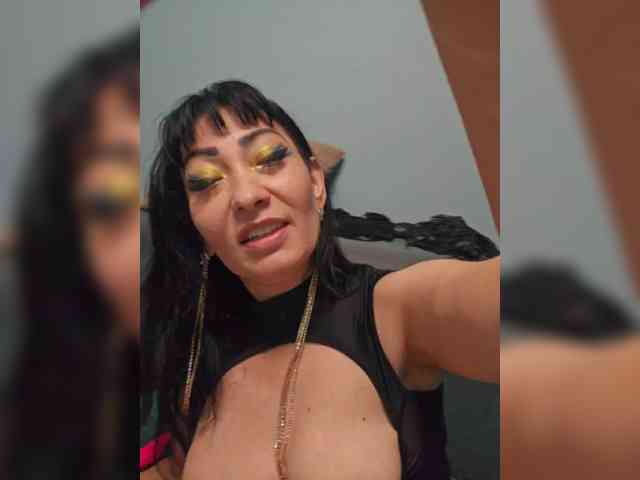 Shaved Mature, Shaved Asian, G Live Adult Video Chat – 24/7 XXX Cams | GodfatherXXX