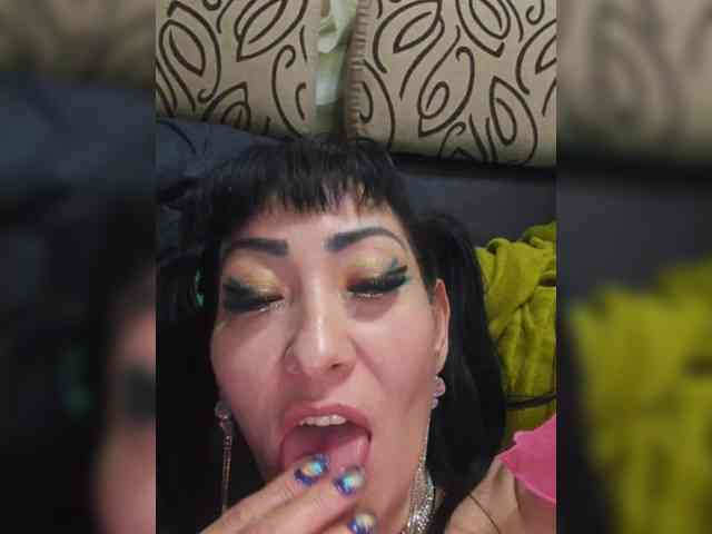 xxxDirtyBitchxxx webcam