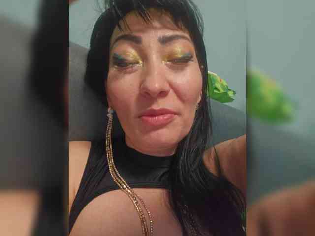 chatting XxxDirtyBitchxxx