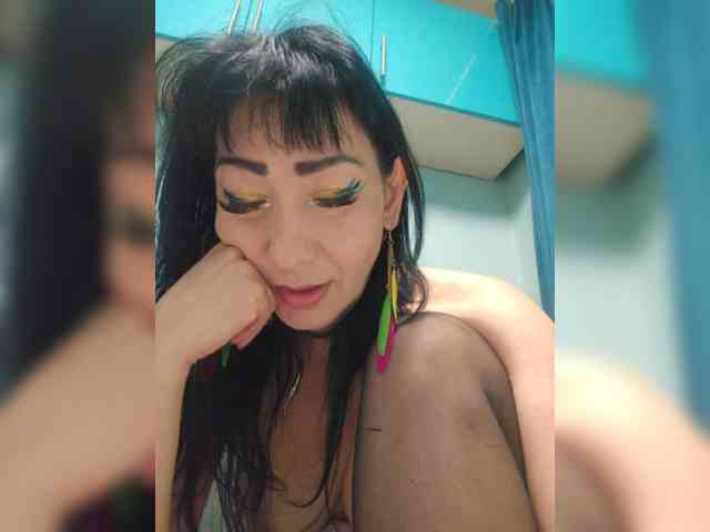 xxxDirtyBitchxxx webcam