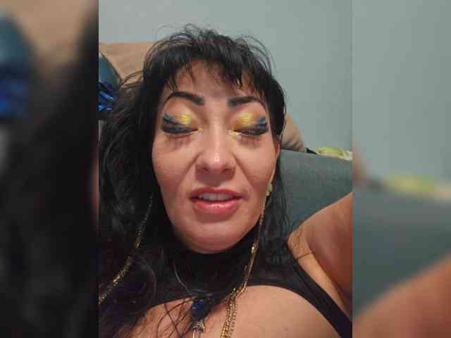 xxxDirtyBitchxxx webcam