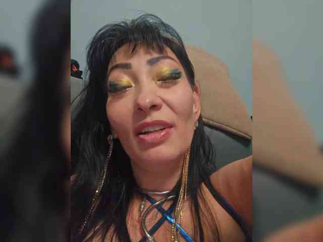 xxxDirtyBitchxxx webcam