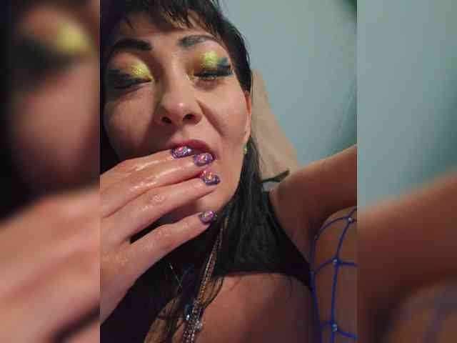 xxxDirtyBitchxxx webcam