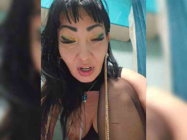xxxDirtyBitchxxx webcam