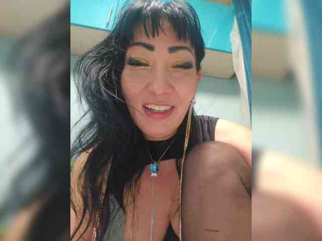 erotic roleplay chatroom XxxDirtyBitchxxx