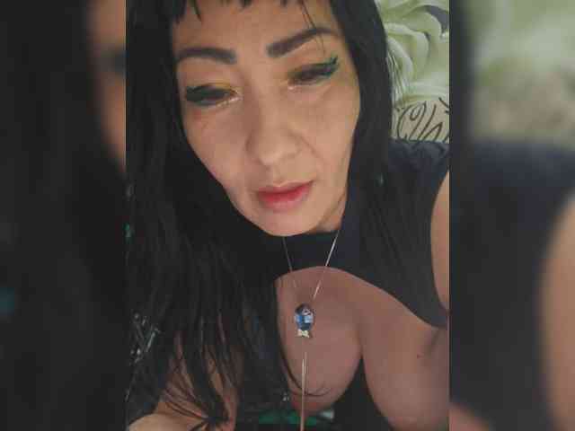 xxxDirtyBitchxxx webcam