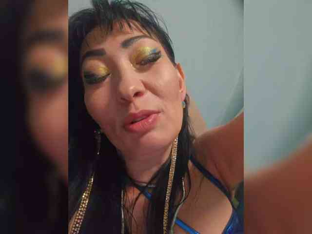xxxDirtyBitchxxx webcam