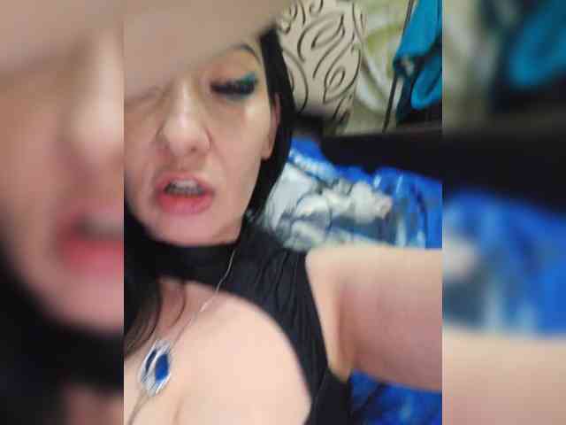 xxxDirtyBitchxxx webcam