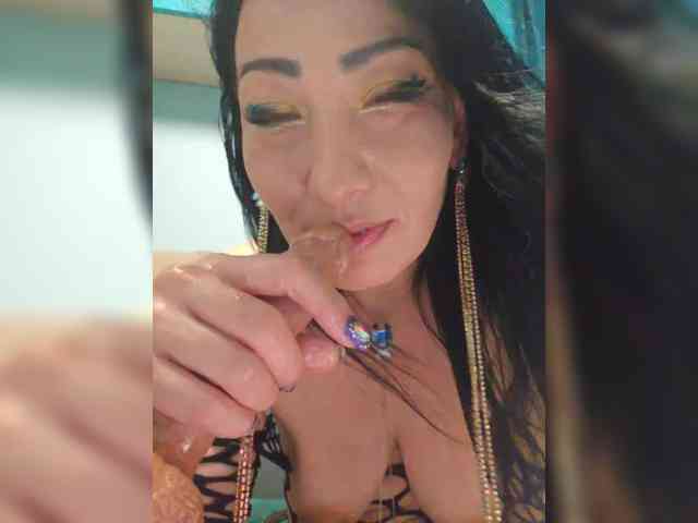 xxxDirtyBitchxxx webcam