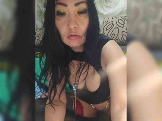 xxxDirtyBitchxxx webcam