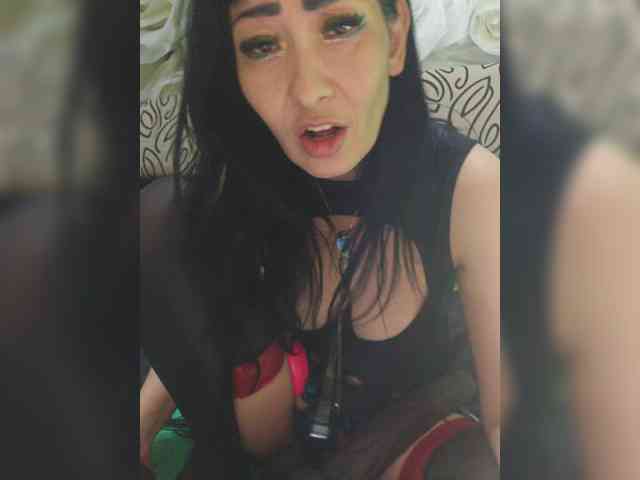 xxxDirtyBitchxxx webcam