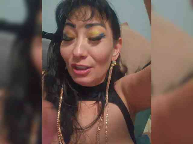 xxxDirtyBitchxxx webcam