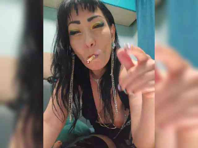 xxxDirtyBitchxxx webcam