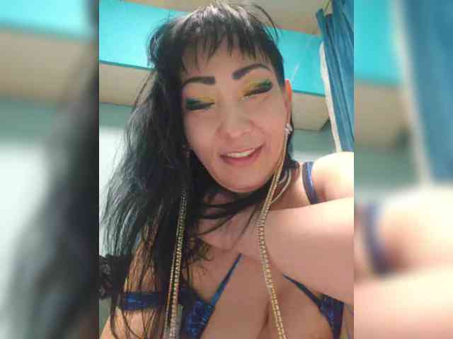 xxxDirtyBitchxxx webcam