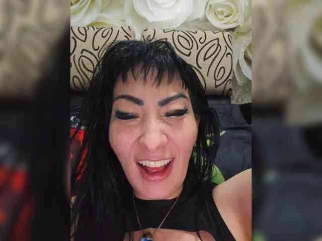 xxxDirtyBitchxxx webcam