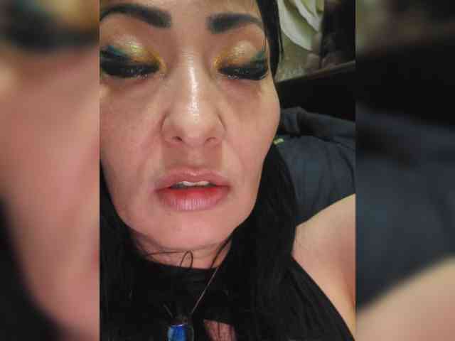 xxxDirtyBitchxxx webcam