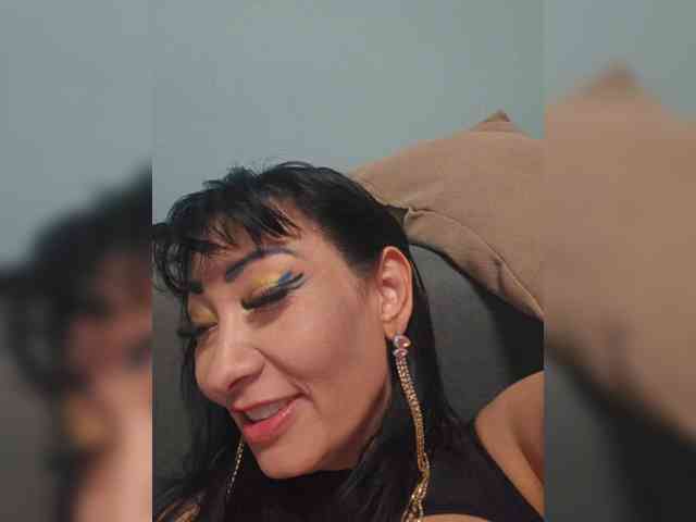 xxxDirtyBitchxxx webcam