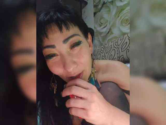 xxxDirtyBitchxxx webcam
